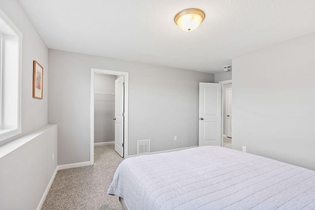 19937 Enfield Avenue N, Forest Lake, MN 55025