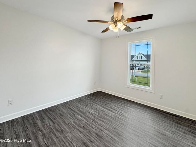 519 Millbrooke Circle, Elizabeth City, NC 27909