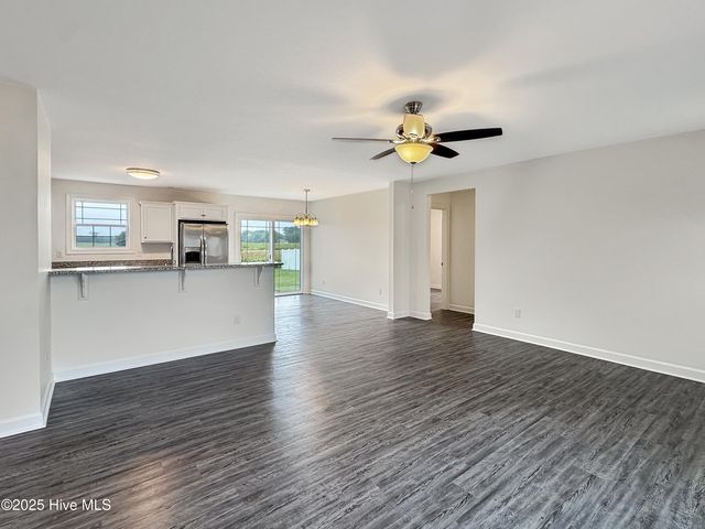 519 Millbrooke Circle, Elizabeth City, NC 27909