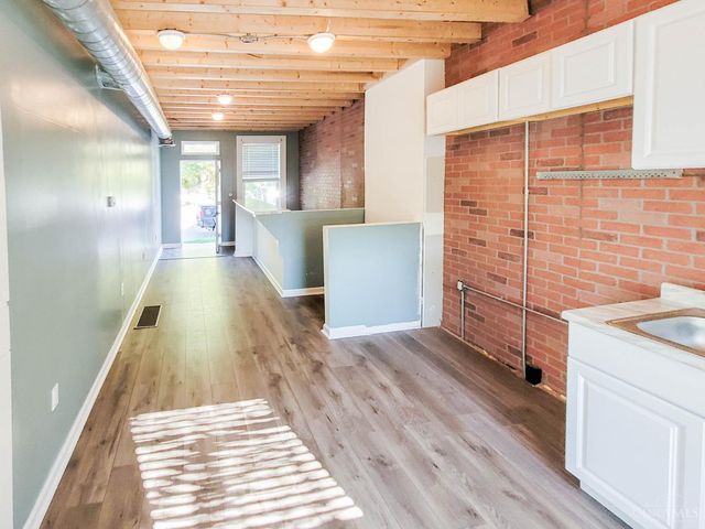 4231 Eastern Avenue, Cincinnati, OH 45226