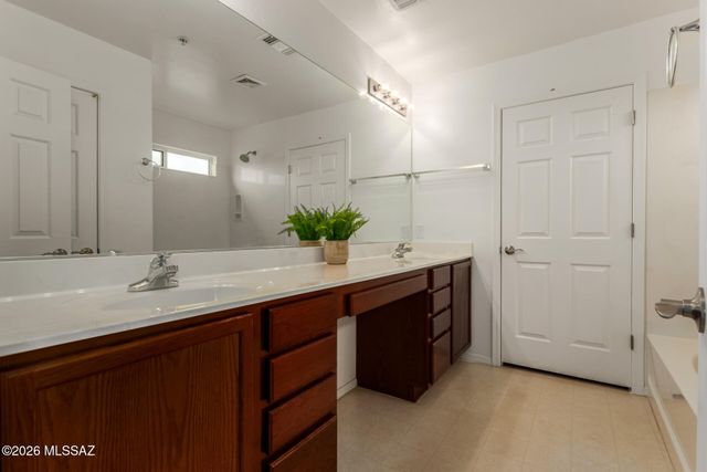 6840 S Tackweed Way, Tucson, AZ 85756