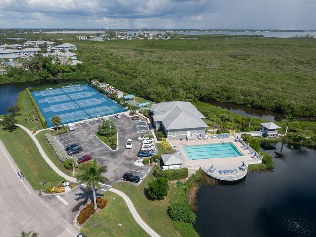 821 AUDUBON DRIVE 821, Bradenton, FL 34209