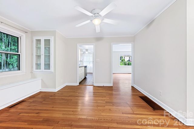 176 Chiles Avenue, Asheville, NC 28803