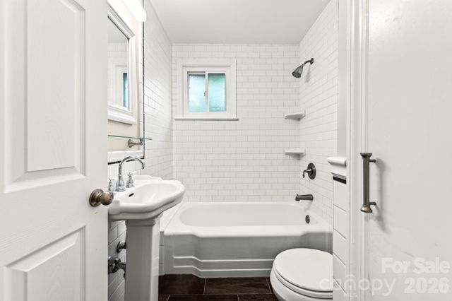 176 Chiles Avenue, Asheville, NC 28803