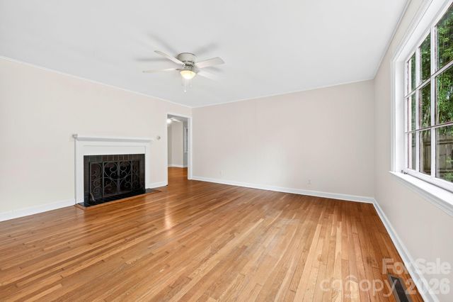 176 Chiles Avenue, Asheville, NC 28803