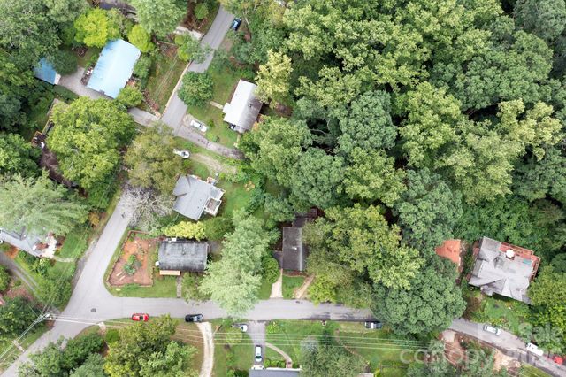 176 Chiles Avenue, Asheville, NC 28803