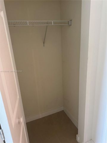 140 S Dixie Hwy 523, Hollywood, FL 33020