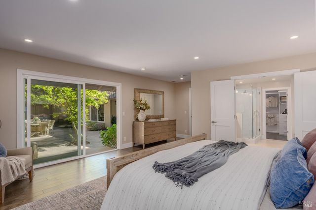 49 Hoff Rd, Kenwood, CA 95409