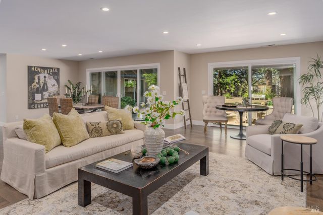 49 Hoff Rd, Kenwood, CA 95409