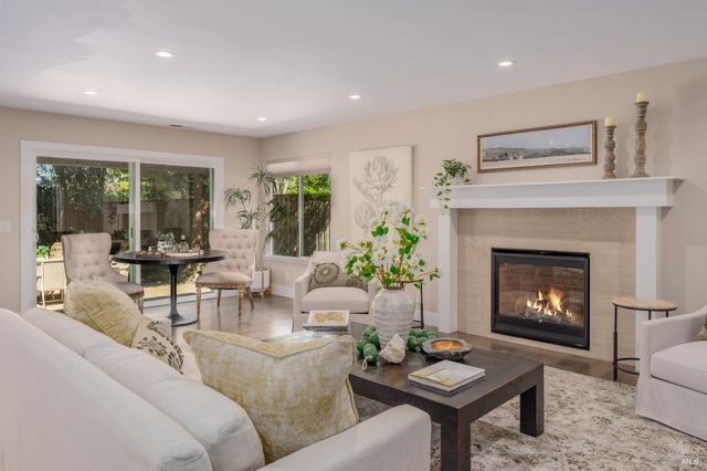 49 Hoff Rd, Kenwood, CA 95409