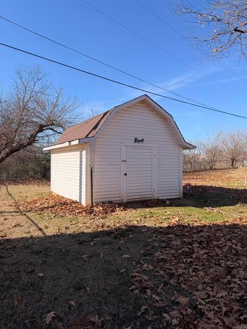 507 N 7th Street, Marmaduke, AR 72443