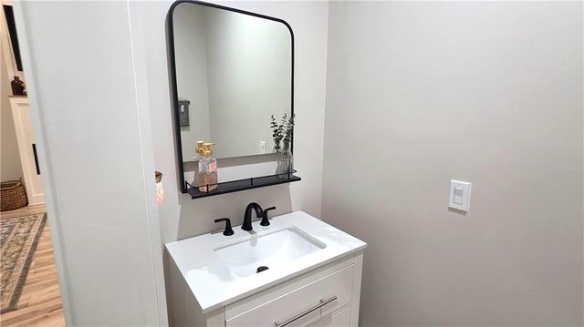 72 & 71 V Street, Lake Lotawana, MO 64086