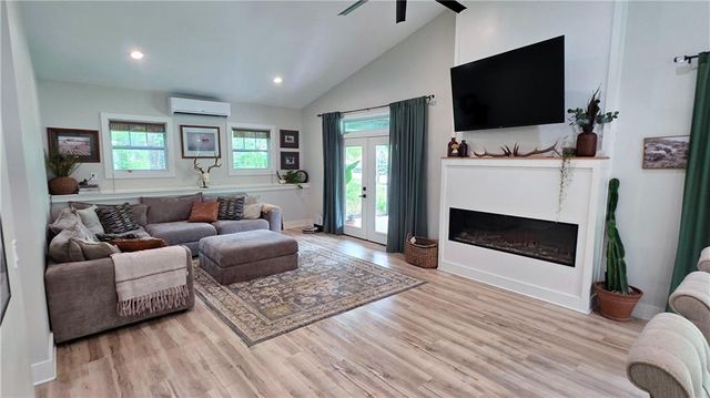 72 & 71 V Street, Lake Lotawana, MO 64086
