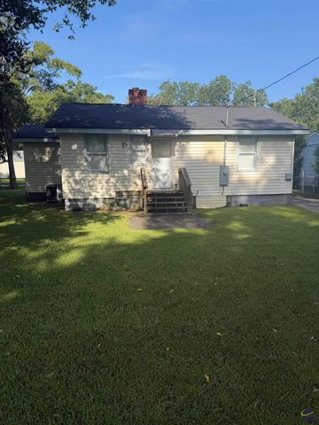 120 Meadowdale Drive, Warner Robins, GA 31088
