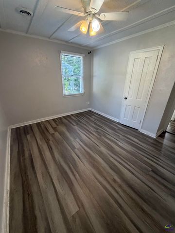 120 Meadowdale Drive, Warner Robins, GA 31088