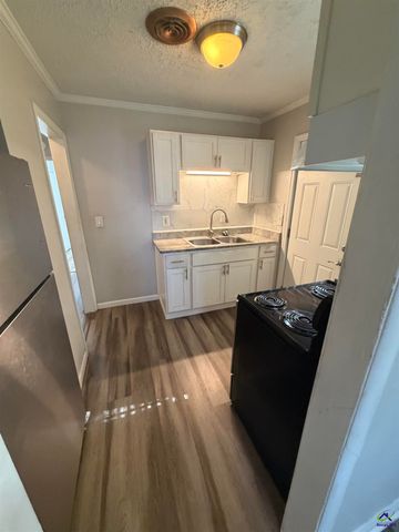 120 Meadowdale Drive, Warner Robins, GA 31088