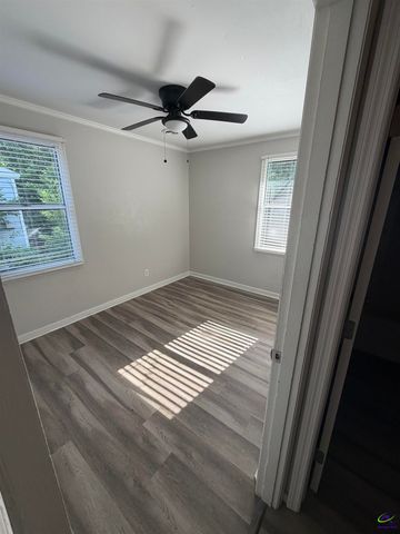 120 Meadowdale Drive, Warner Robins, GA 31088