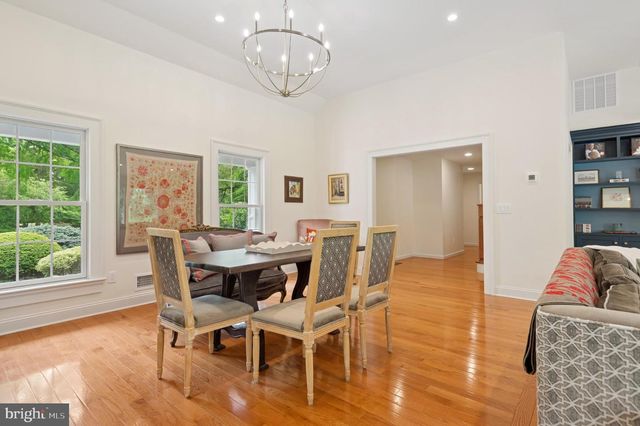 32 GALLUP RD, Princeton, NJ 08540