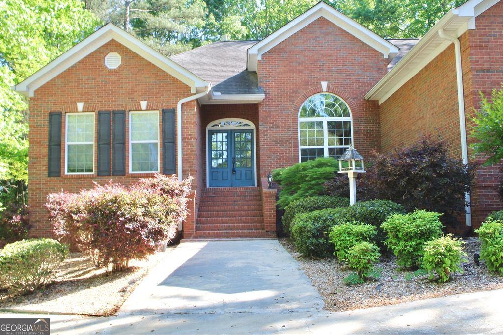 405 Canterbury Drive, Lagrange, GA 30241