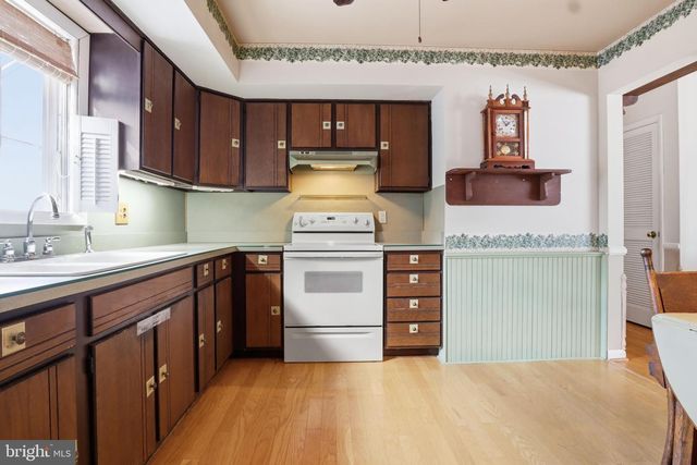 5200 HARMONY GROVE RD, Dover, PA 17315