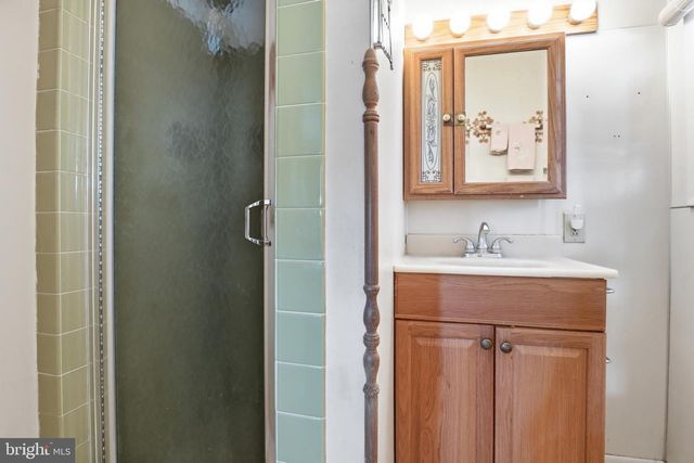 5200 HARMONY GROVE RD, Dover, PA 17315