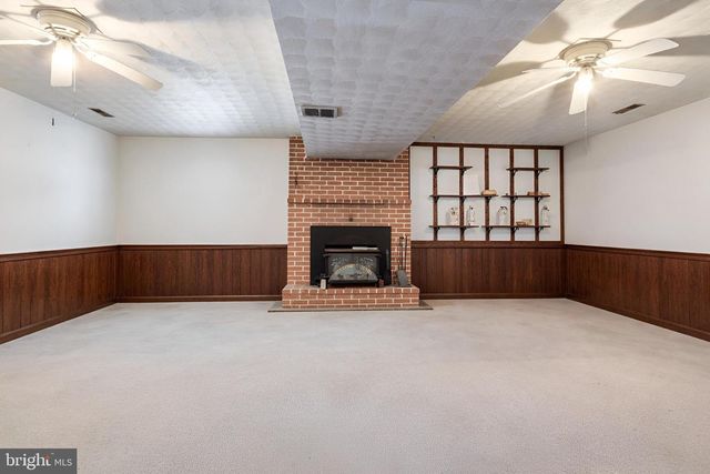 5200 HARMONY GROVE RD, Dover, PA 17315