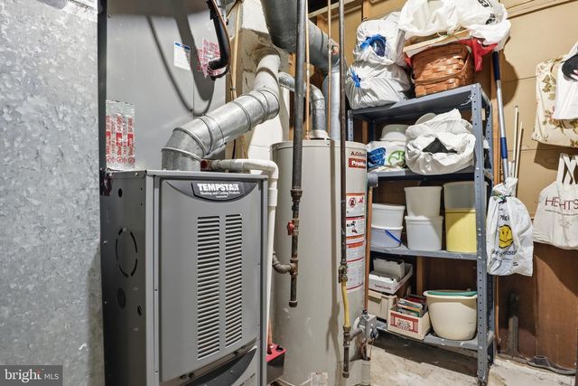 5200 HARMONY GROVE RD, Dover, PA 17315