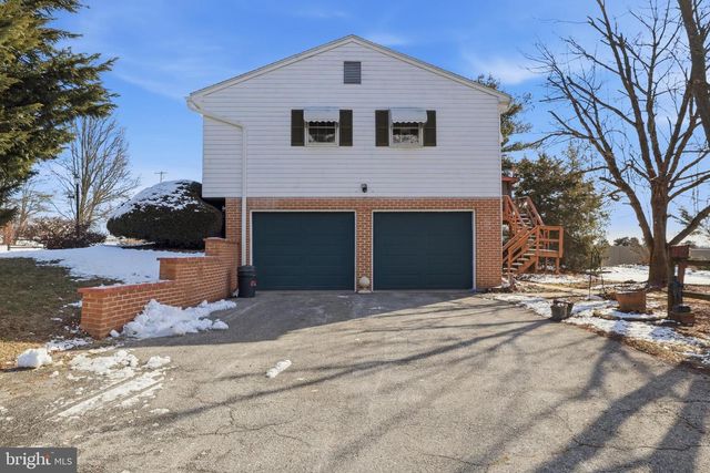 5200 HARMONY GROVE RD, Dover, PA 17315