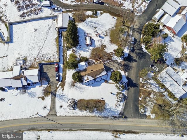 5200 HARMONY GROVE RD, Dover, PA 17315