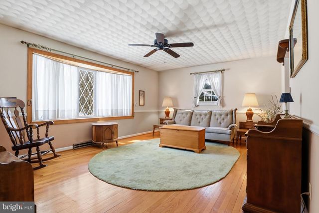 5200 HARMONY GROVE RD, Dover, PA 17315