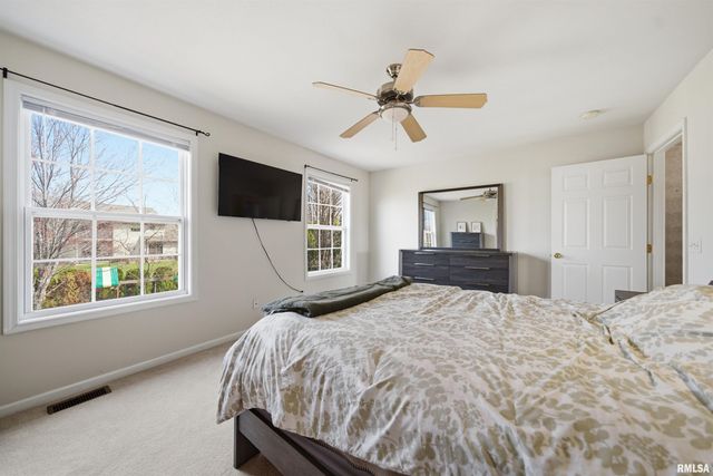 2107 W GERALD Drive, Peoria, IL 61615