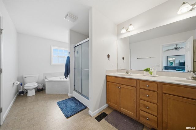 2107 W GERALD Drive, Peoria, IL 61615