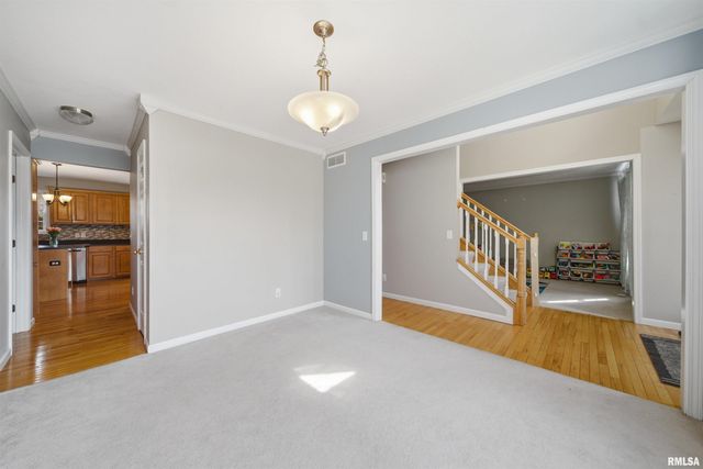 2107 W GERALD Drive, Peoria, IL 61615