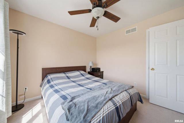 2107 W GERALD Drive, Peoria, IL 61615