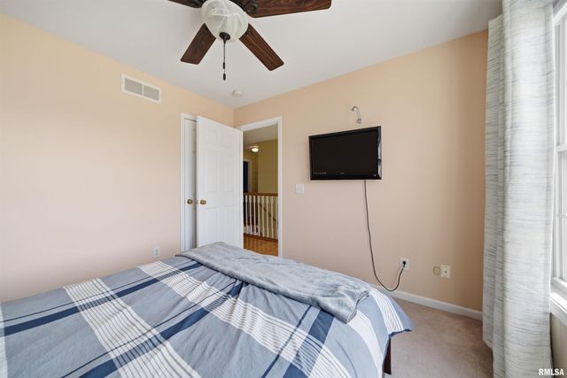 2107 W GERALD Drive, Peoria, IL 61615