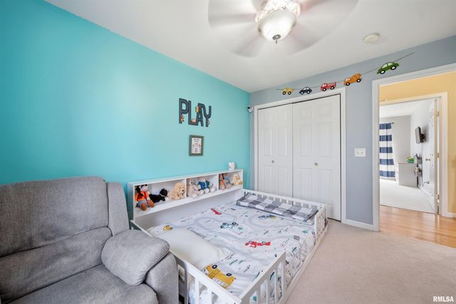 2107 W GERALD Drive, Peoria, IL 61615