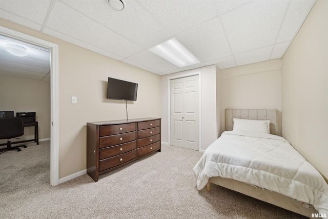 2107 W GERALD Drive, Peoria, IL 61615