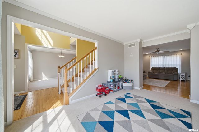 2107 W GERALD Drive, Peoria, IL 61615