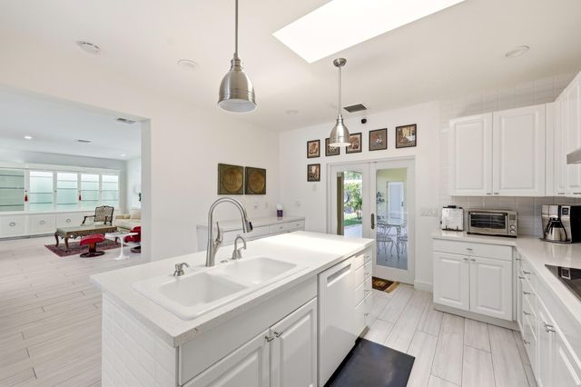 504 Bay Road, North Palm Beach, FL 33408