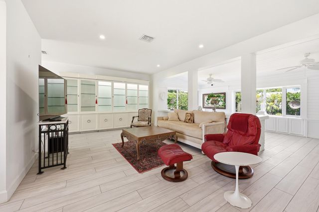 504 Bay Road, North Palm Beach, FL 33408