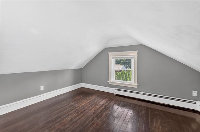 31 Elton Avenue, Warwick, RI 02889