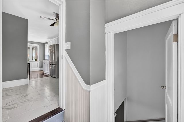31 Elton Avenue, Warwick, RI 02889
