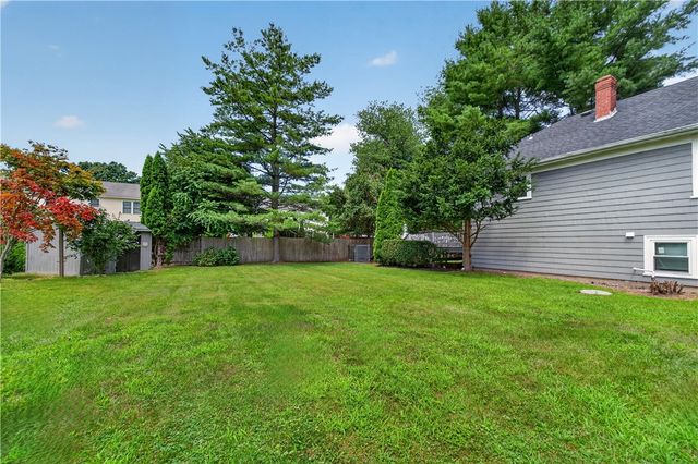 31 Elton Avenue, Warwick, RI 02889