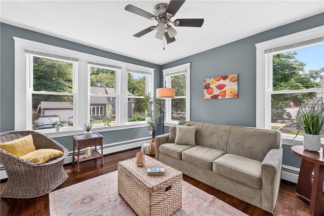 31 Elton Avenue, Warwick, RI 02889