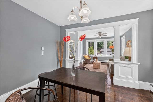 31 Elton Avenue, Warwick, RI 02889