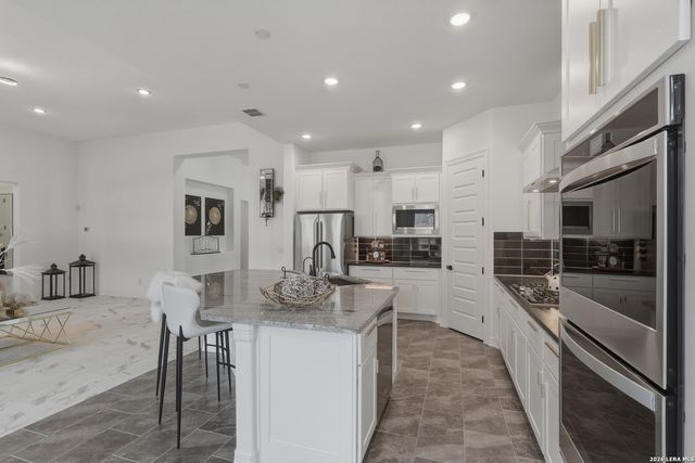 2035 buckner, San Antonio, TX 78253