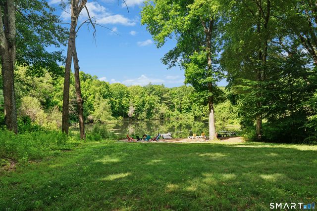 33 Pond View Drive, Southbury, CT 06488