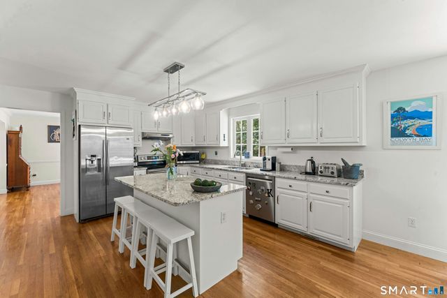 33 Pond View Drive, Southbury, CT 06488