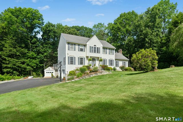 33 Pond View Drive, Southbury, CT 06488