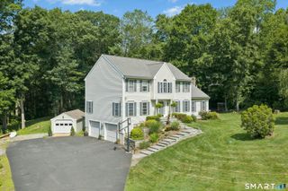 33 Pond View Drive, Southbury, CT 06488